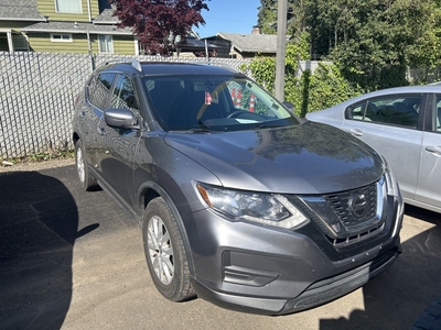 2018 Nissan Rogue SV in Gladstone, OR