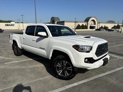 2018 Toyota Tacoma for Sale in Chicago, Illinois