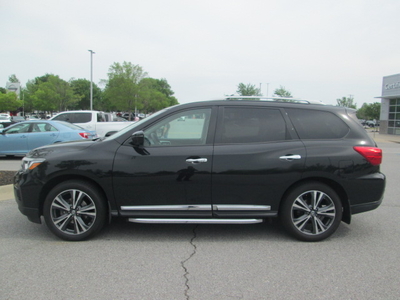 2020 Nissan Pathfinder Platinum 4WD in Bentonville, AR