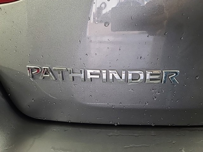 2020 Nissan Pathfinder SL in Jacksonville, FL