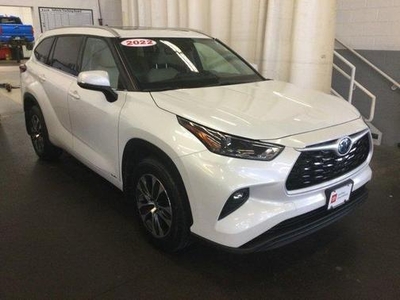 2022 Toyota Highlander Hybrid for Sale in Chicago, Illinois