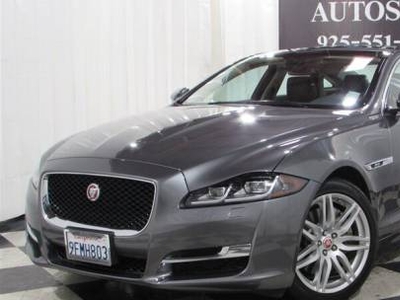 Jaguar XJ 3.0L V-6 Gas Supercharged