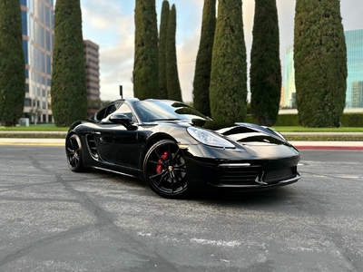 2018 Porsche 718 Cayman