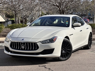 2020 Maserati Ghibli in Vista, CA