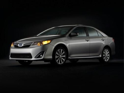 2012 Toyota Camry Hybrid for Sale in Northwoods, Illinois