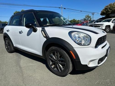 2013 MINI Countryman for Sale in Northwoods, Illinois