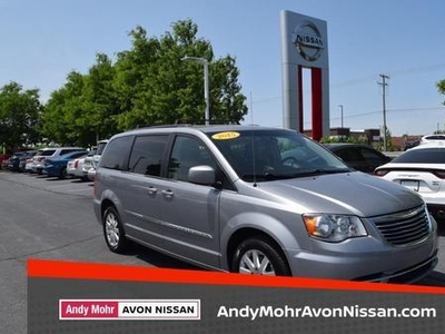 2015 Chrysler Town & Country for Sale in Saint Louis, Missouri