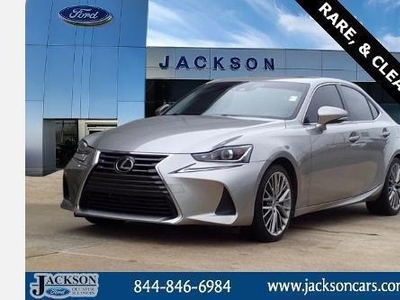 2018 Lexus IS 300 for Sale in Saint Louis, Missouri