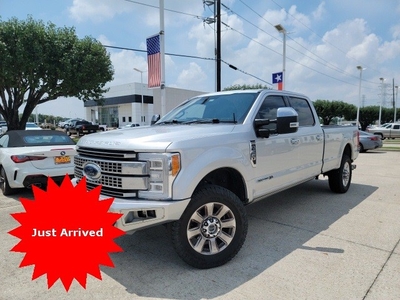 Pre-Owned 2018 Ford F-350SD Platinum