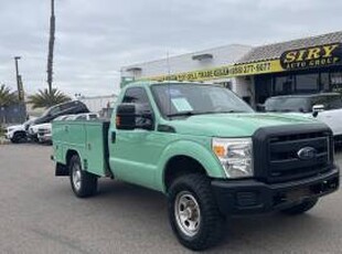 Ford Super Duty F-350 Chassis Cab 6200