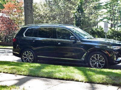 2021 BMW X7 xDrive40i AWD 4dr Sports Activ in Great Neck, NY
