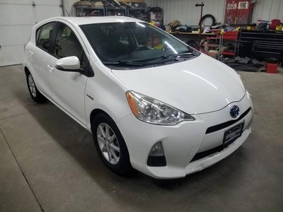 2013 Toyota Prius c for Sale in Northwoods, Illinois