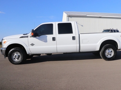 2015 Ford F-350 Super Duty XL 4X4 4DR Crew Cab 176 In. WB SRW Chassis