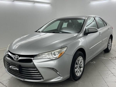 2017 Toyota Camry for Sale in Canton, Michigan