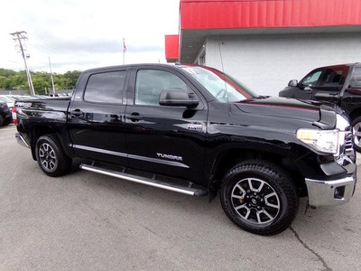 2017 Toyota Tundra for Sale in Crestwood, Illinois