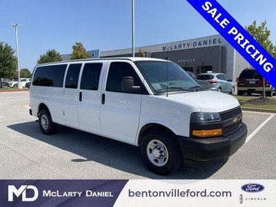 2018 Chevrolet Express 3500 for Sale in Chicago, Illinois