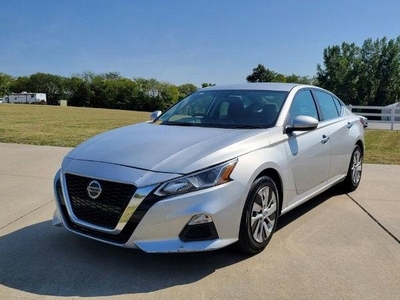 2020 Nissan Altima for Sale in Northwoods, Illinois