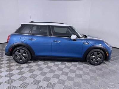 2023 MINI Hardtop for Sale in Secaucus, New Jersey