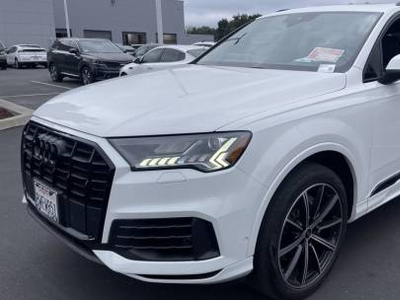 Audi Q7 3000