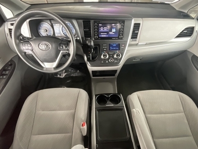 2018 Toyota Sienna LE in Puyallup, WA