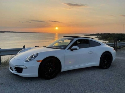 FOR SALE: 2015 Porsche 911 $79,595 USD