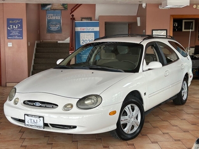 1999 Ford Taurus