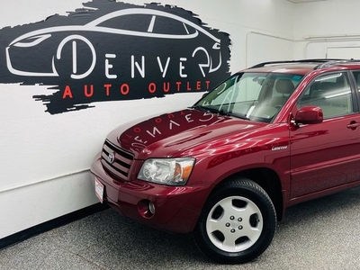 2006 Toyota Highlander Limited Luxury AWD SUV with Heated Leather Seats and Moonroof for sale in Englewood, CO