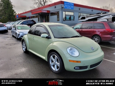 2006 Volkswagen New Beetle 2.5 2dr Coupe w/Automatic for sale in Bellevue, WA
