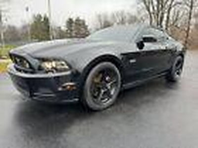 2013 Ford Mustang 2dr Cpe GT 2013 Ford Mustang GT 6-Speed Manual Coupe for sale in East Saint Louis, Illinois, Illinois