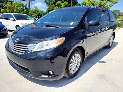 2015 Toyota Sienna XLE for sale in Kissimmee, FL