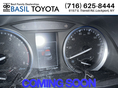 Used 2016 Toyota Highlander XLE V6 With Navigation & AWD