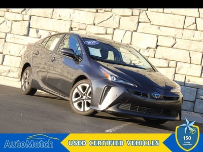 2019 Toyota Prius XLE