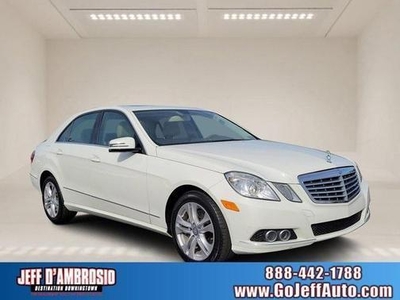 2011 Mercedes-Benz E-Class for Sale in Northwoods, Illinois