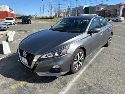 2020 Nissan Altima for Sale in Northwoods, Illinois