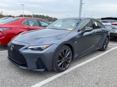 2021 Lexus IS