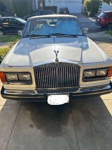 FOR SALE: 1988 Rolls Royce Silver Spur $14,995 USD