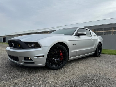 FOR SALE: 2013 Ford Mustang $21,900 USD