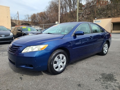 2009 TOYOTA CAMRY LE for sale in Harrisburg, PA