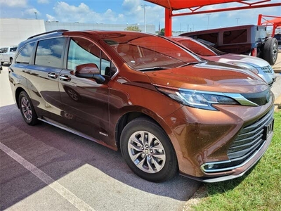 2021 Toyota Sienna