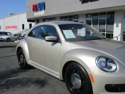 Volkswagen Beetle 2.5L Inline-5 Gas