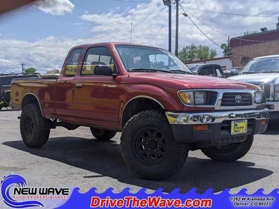 1997 Toyota TACOMA XTRACAB for Sale in Co Bluffs, Iowa