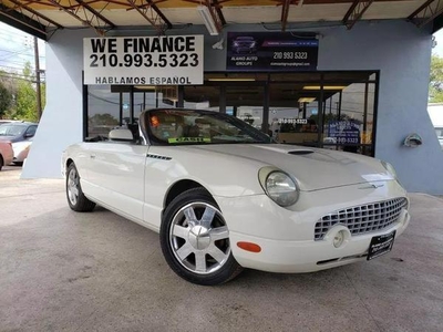 2002 Ford Thunderbird for Sale in Co Bluffs, Iowa