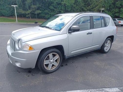 2009 Jeep Compass for Sale in Co Bluffs, Iowa