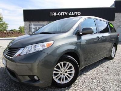 2014 Toyota Sienna for Sale in Co Bluffs, Iowa