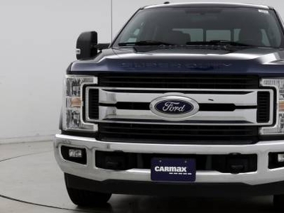 Ford Super Duty F-250 6.2L V-8 Gas