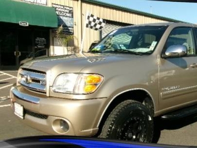 Toyota Tundra 4.7L V-8 Gas