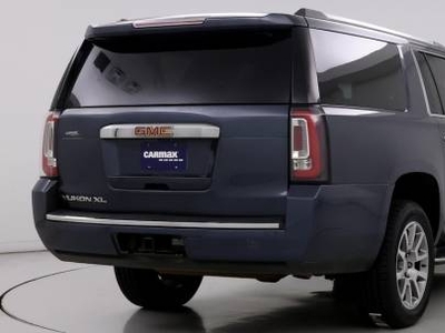 GMC Yukon 6.2L V-8 Gas