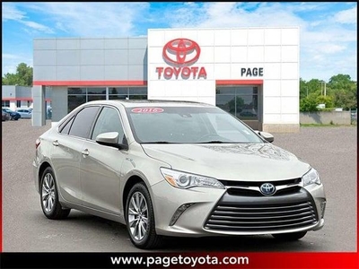 2016 Toyota Camry for Sale in Chicago, Illinois
