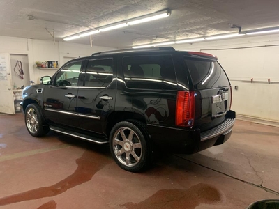 Find 2014 Cadillac Escalade Luxury for sale