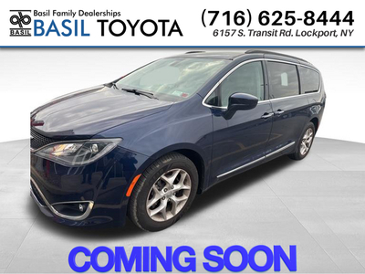 Used 2017 Chrysler Pacifica Touring L